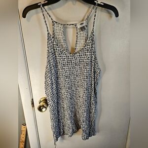 Old Navy Women's Size medium Sleeveless Abstract Top